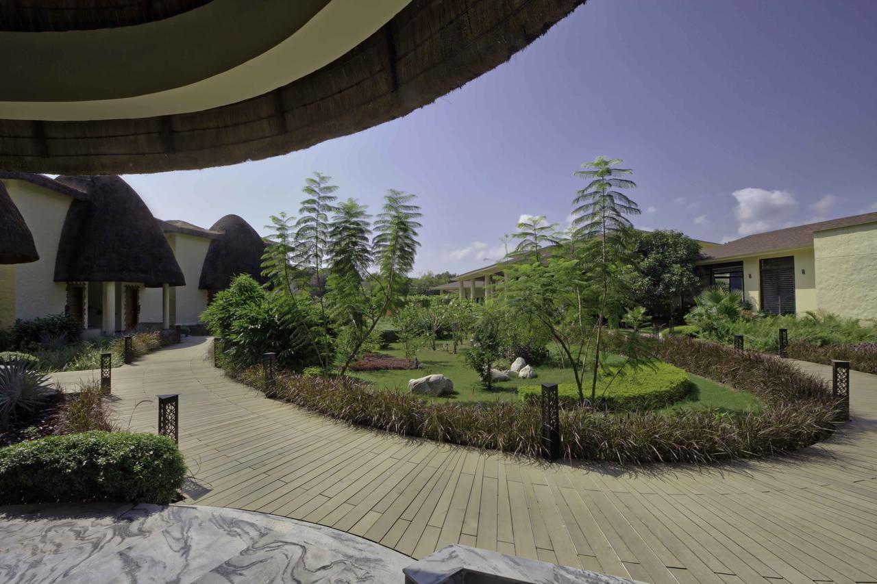 Hotel Lemon Tree Premier, Corbett Rāmnagar Exterior foto